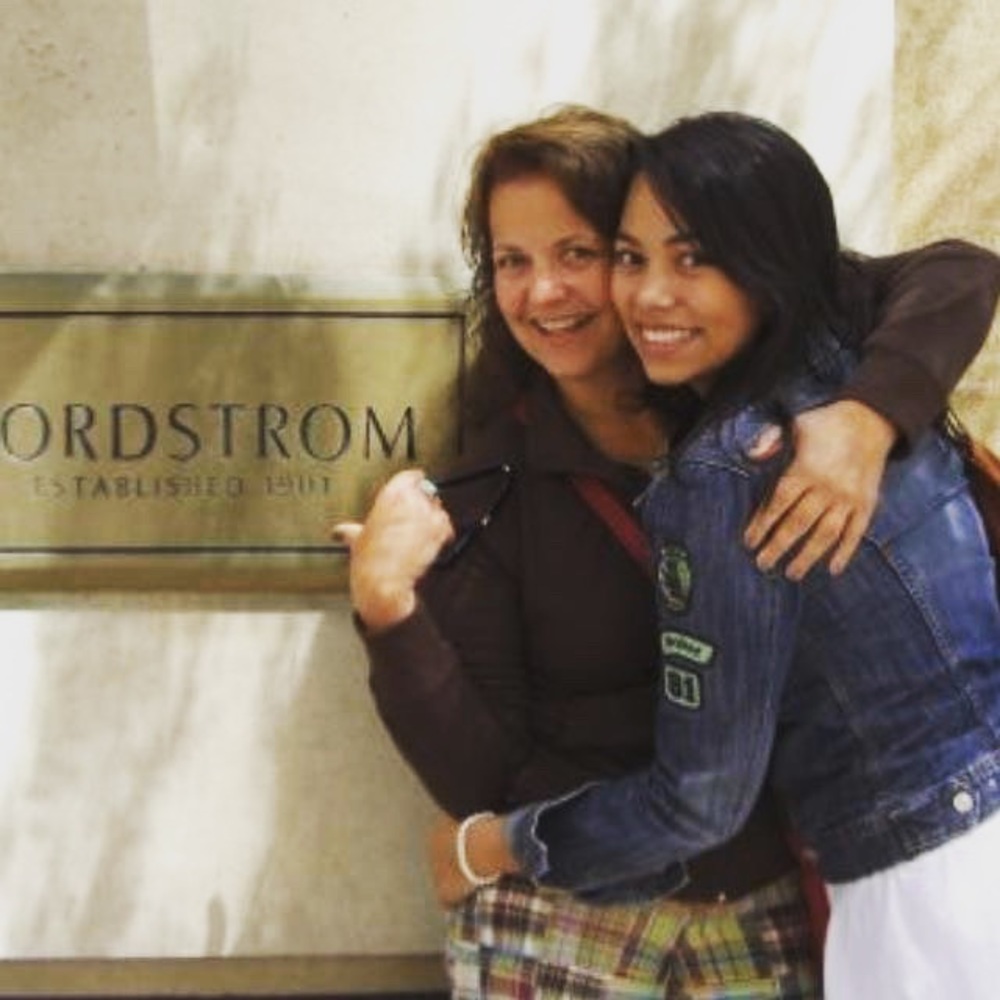 Meet your mother-daughter Posher duo, Alexa & Deb